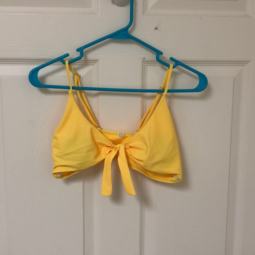 High waisted yellow kini